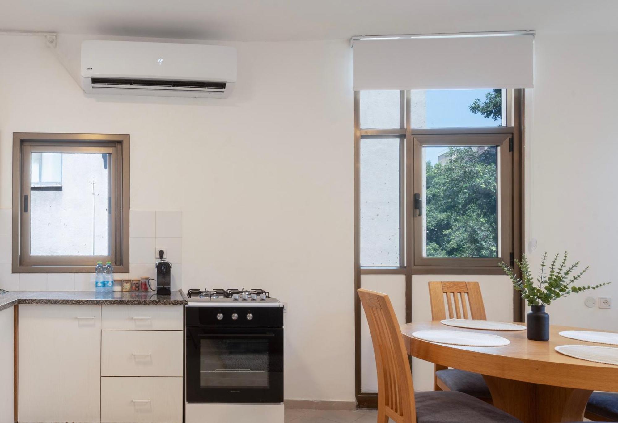 Eliezer Ben Yehuda Residence With Shelter Tel Aviv Exterior foto